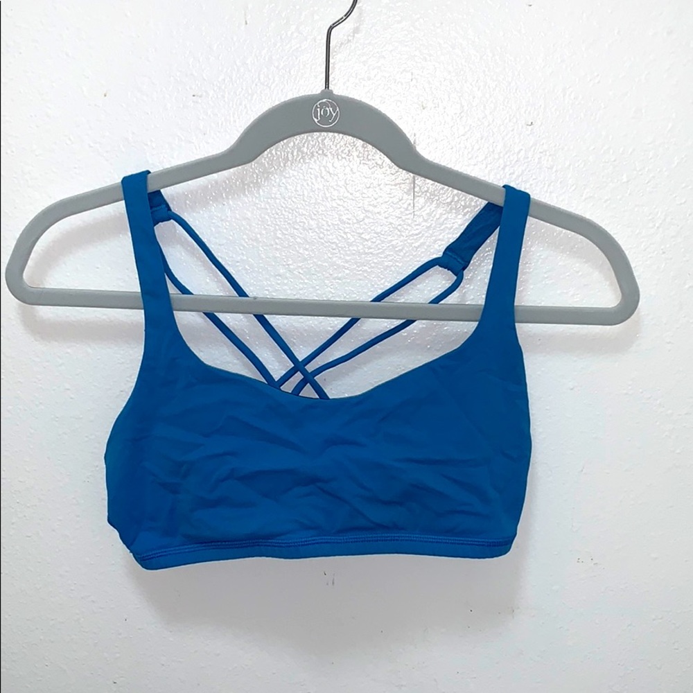 LULULEMON SPORTS BRA